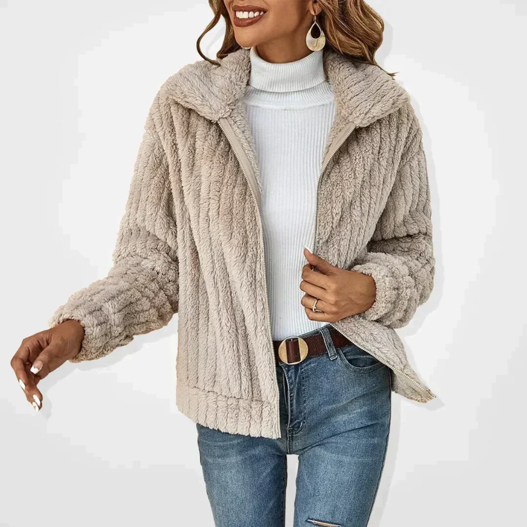 Femmora Paris™ |  Cardigan élégant en Peluche