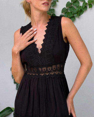 Jessica™ | Elegant Lace Dress with V-Neck
