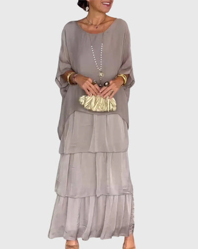 Susan™ | Long and Flowing Dress