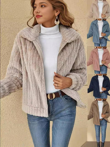Femmora Paris™ |  Cardigan élégant en Peluche
