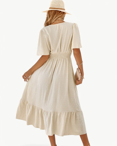 Isabelle – Robe Mi-longue à Col en V et Manches Courtes – Légère et Élégante