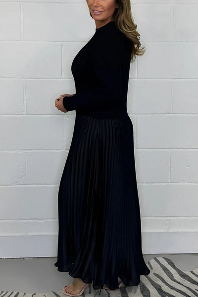 Camille - Body avec pullover et jupe plissée